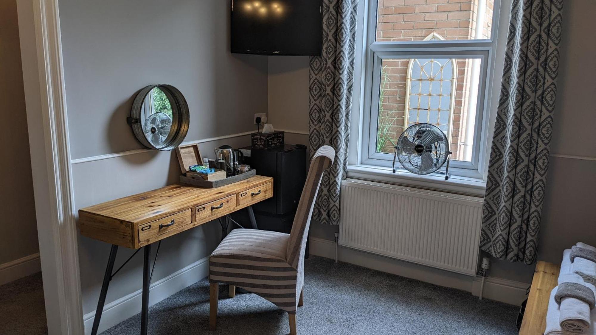 Oaklands Guest House Weymouth Room photo